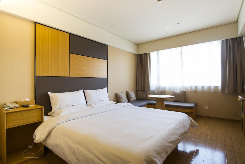 Ji Hotel Chengdu West Hi-Tech Zone Longhu Quarto foto